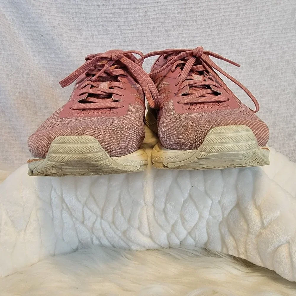 Women's ASICS GT 1000 10 Running Shoes Pink Cushioned Sneaker Athleisure‎ Sz 10